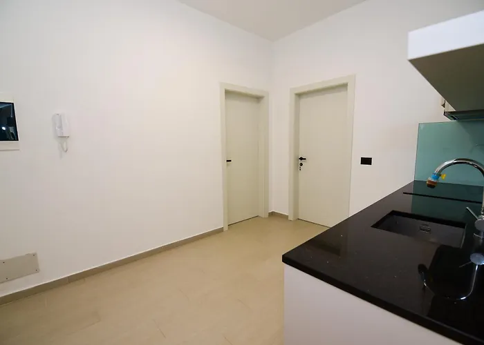 Ejona Apartament
