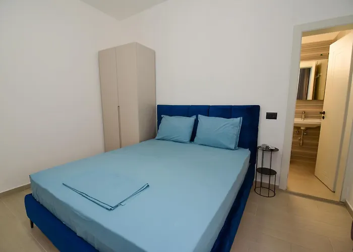 Ejona Apartament *
